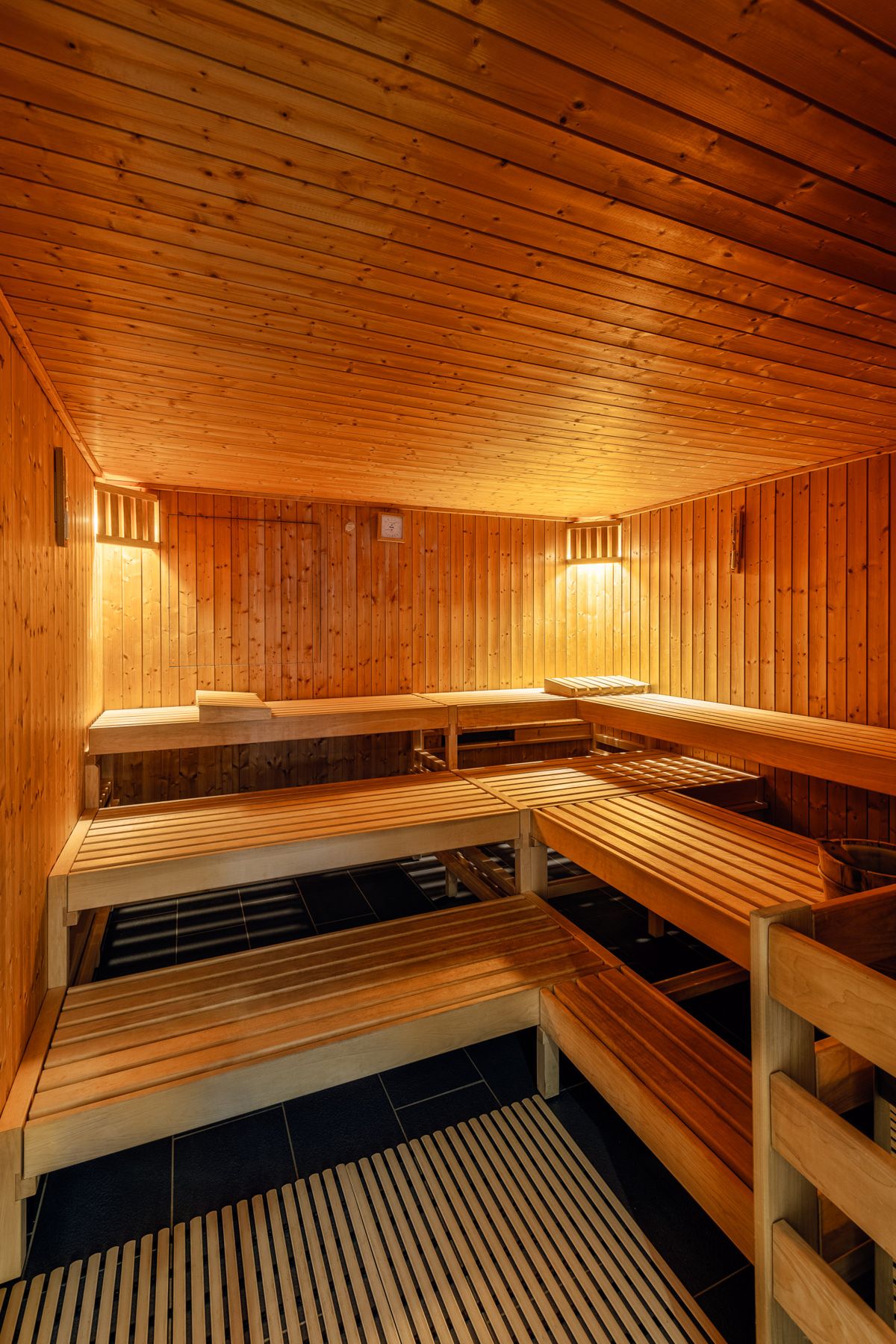 Holzsauna