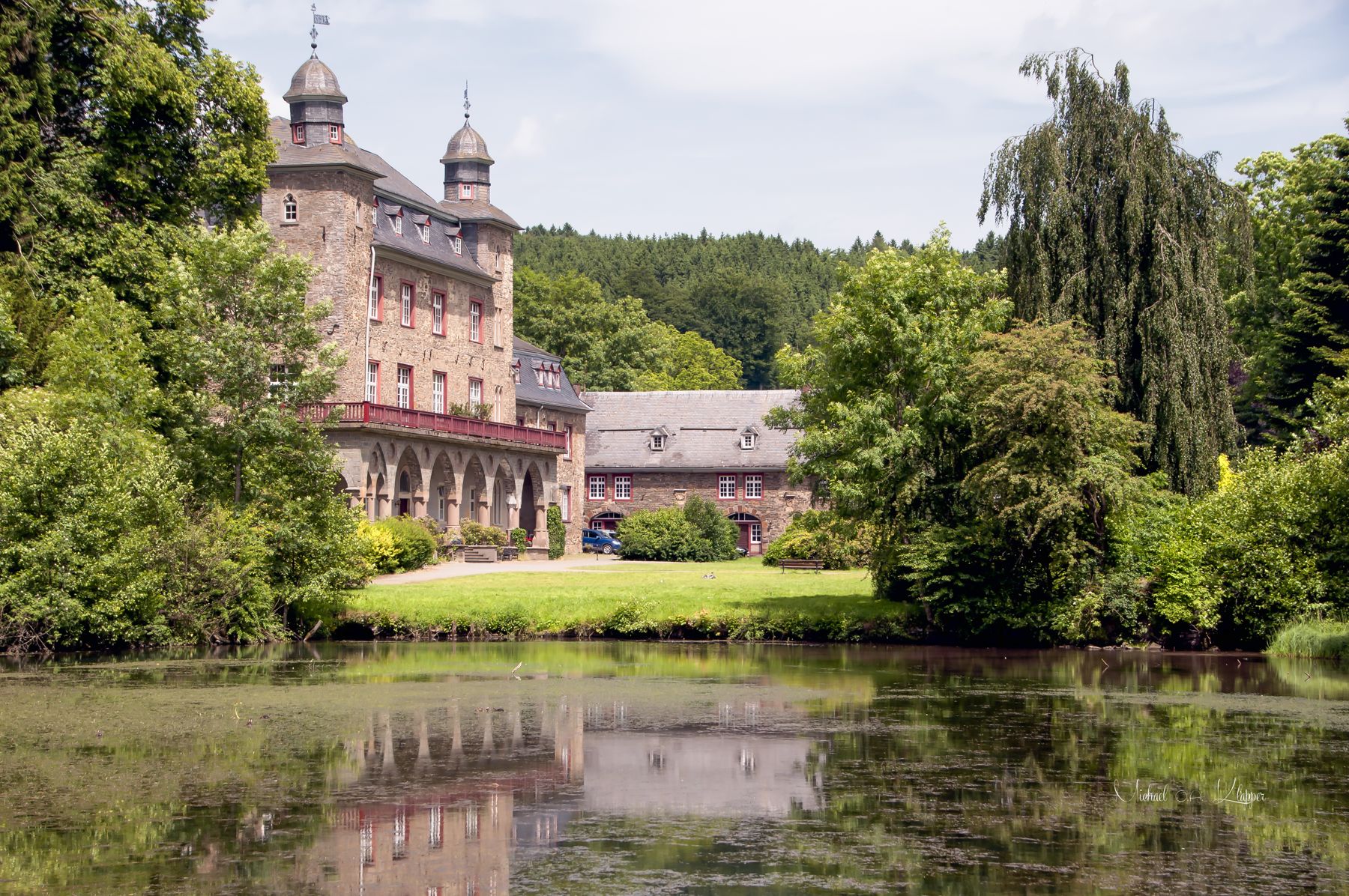 Schloss Gimborn mit Schlossteich